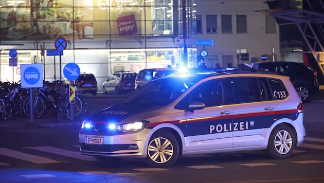 Polizeieinsatz am Grazer Hauptbahnhof (Symbolbild). (Bild: Jauschowetz Christian/Christian Jauschowetz)