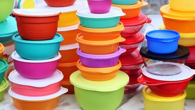 Colorful plastic tins from Tupperware (Bild: APA/DPA/WOLFRAM STEINBERG)