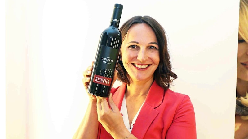 The Blaufränkisch Reserve Ried Goldberg 2020 from Silvia Heinrich's winery in Deutschkreutz awakens all the senses. "A complex, juicy body, blackberries on the palate, taut, tightly woven tannins," is the verdict: "And a very long, fruity finish." (Bild: Reinhard Judt)