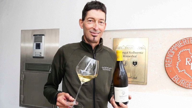 Chardonnay Ried Katterstein 2021 aus dem Weingut von Andi Kollwentz in Großhöflein beschreiben die Fachleute als fein strukturiert, vielschichtig und harmonisch auf dem Gaumen, mit einem immens langen Abgang. Da kommt Freude auf. (Bild: Reinhard Judt)