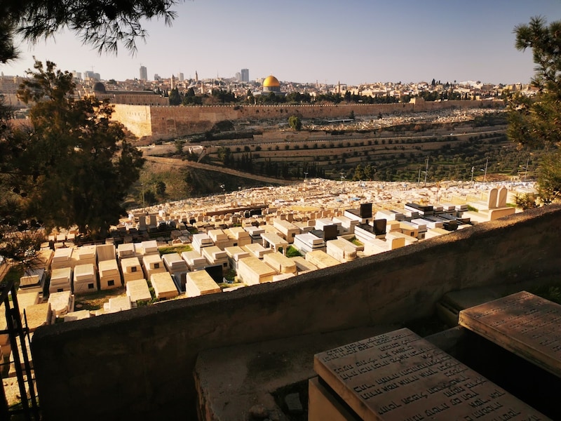 "On foot to Jerusalem": 18 months and 9500 km on the pilgrimage route - presentation full of adventure by Georg Richtsfeld at Haus am Ring Bad Leonfelden.Cost: 12 euros Date: Thursday, October 3, at 7.30 pm Infolink: www.georgrichtsfeld.info (Bild: Georg Richtsfeld)