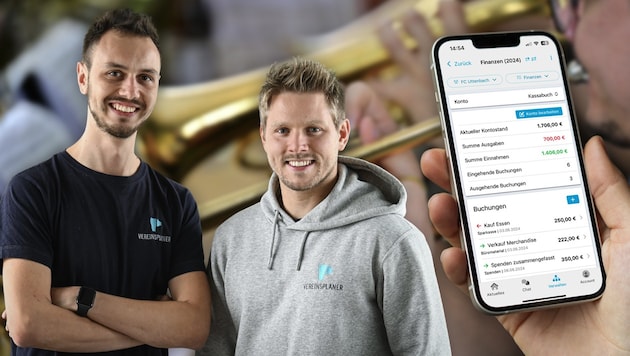 Mathias Maier und Lukas Krainz (re.) entwickeln die Vereinsplaner-App mit ihrem Team ständig weiter. Das Managen von Mitgliedsbeiträgen soll mit dem nächsten Update noch einmal vereinfacht werden. (Bild: Krone KREATIV/Markus Wenzel, vereinsplaner.at, Wolfgang Spitzbart)