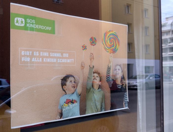 SOS-Kinderdorf hat sich eigentlich der Mission verschrieben, die Kleinsten der Gesellschaft zu schützen.