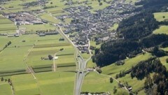 Die Visualisierung des Landes Tirol zeigt, wie die Umfahrung aussehen wird. (Bild: Gemeinde Fügen)