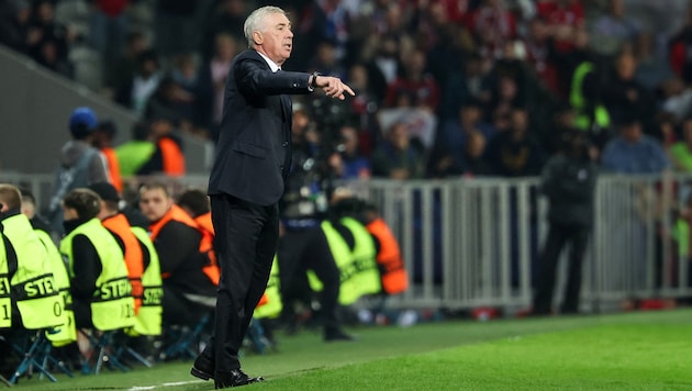 Carlo Ancelotti and Real Madrid suffered a 1-0 defeat against Lille. (Bild: AFP/APA/FRANCK FIFE)