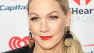 Jennie Garth musste mit ihrem Mann schwere Verluste verkraften. (Bild: APA Pool/Getty Images via AFP/GETTY IMAGES/Monica Schipper)