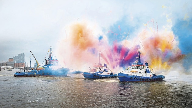 The tugboat ballet is just one of the many highlights of the Hamburg Port Birthday. (Bild: Hamburg Messe und Congress/Romanus Fuhrmann)