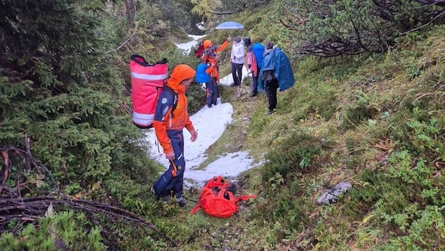 Mountain rescuers in action (Bild: Bergrettung)