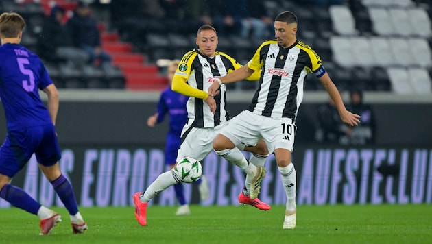 Robert Zulj (right) was furious after the draw. (Bild: GEPA)