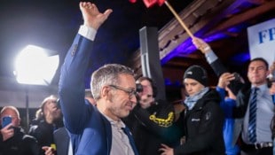 Herbert Kickl darf sich auch über eine enorme Aufstockung der Parteienförderung freuen. (Bild: APA/AFP/Alex HALADA)