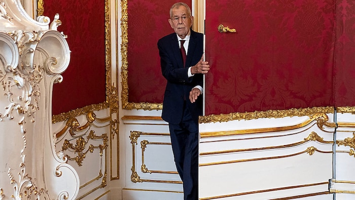 Der Bundespräsident hat den Gesprächsreigen mit den Spitzen der Parlamentsparteien eröffnet.