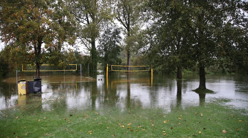 In September, the water level of Lake Wallersee rose sharply when it rained. (Bild: Tröster Andreas)