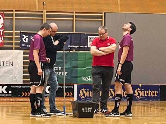 Klagenfurt hat kein Hallenbad, aber in Waidmannsdorfs Halle stehen Wannen. . .