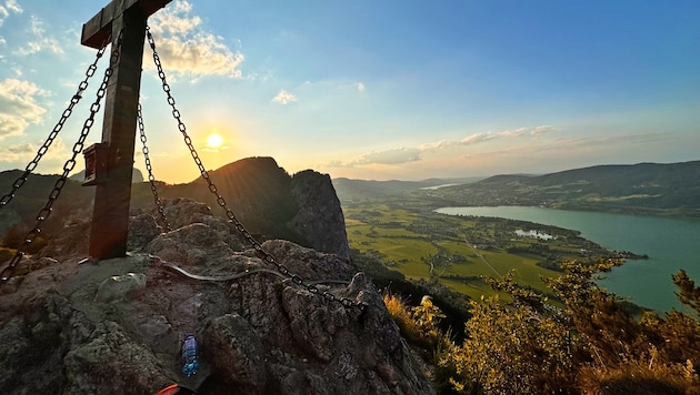 A farm and its land were sold in Plomberg am Mondsee, just below the Drachenwand. Price: seven million euros. (Bild: Wolfgang Spitzbart .)