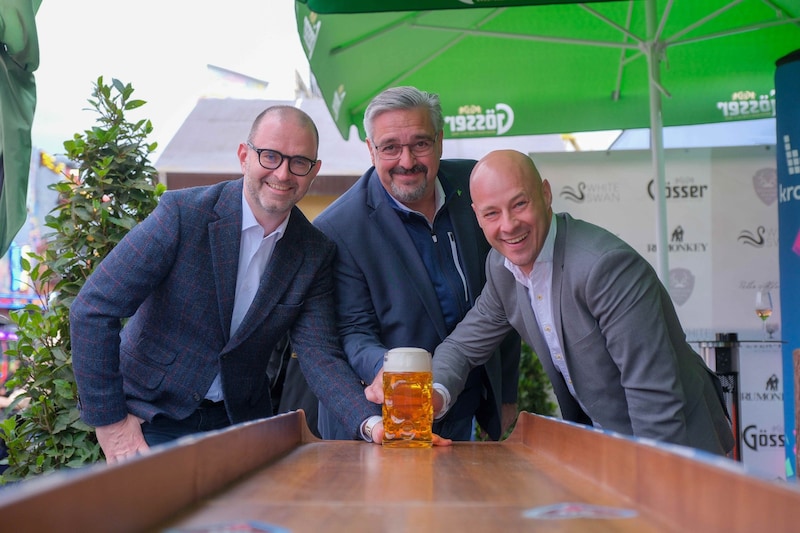 Dietmar Prammer, Andreas Stangl (AK OÖ) und Martin Hajart (von links). (Bild: Horst Einöder/Flashpictures)