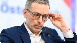 Vorerst keinen Regierungsauftrag erhalten: FPÖ-Chef Herbert Kickl (Bild: APA/MAX SLOVENCIK)