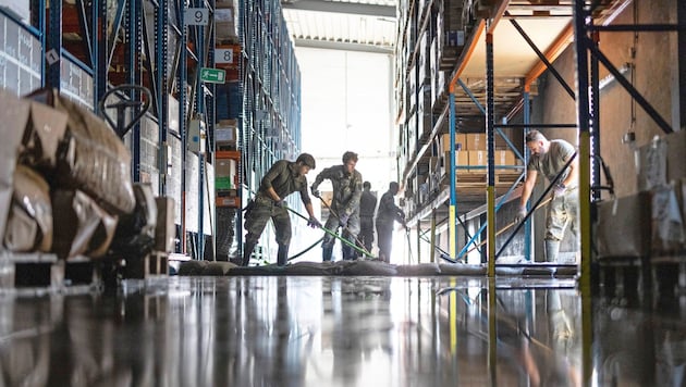 Access roads are damaged, warehouses flooded: Lower Austrian companies are struggling with the consequences of the floods (Bild: BMLV/Daniel TRIPPOLT)