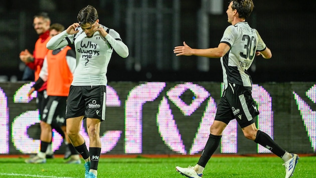 Anteo Fetahu (l.) celebrated his first goal of the season with a tribute to Mario Balotelli. (Bild: GEPA pictures)