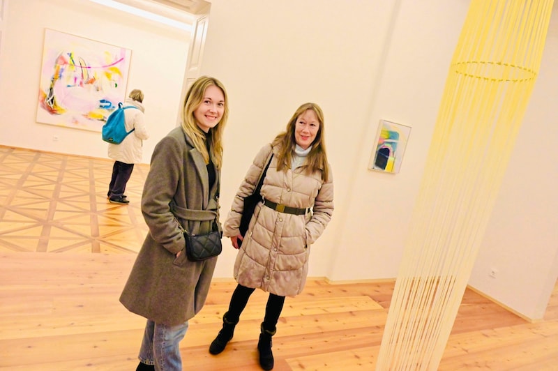 Frederike & Miriam bei „Twisted“ (Ehnsperg/ Kasalicky) in der Galerie 3 in Klagenfurt. (Bild: Evelyn Hronek/EVELYN HRONEK)