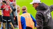 Mit Herzblut bei der Sache: Der Teamchef ging richtig auf die Kids ein.