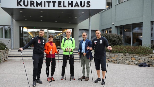 Reinfried Herbst ( l.) and Manfred Pranger (r.) with Managing Director Andreas Leitner (2nd from right) moved and inspired the Reduce guests. (Bild: DANIEL FENZ)