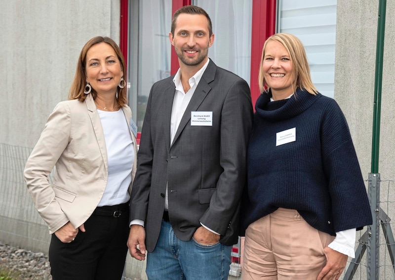 The team led by Eva Ferstl, Bernhard Auer and Klara Ebner supports the men in the residential home in dealing with the authorities or looking for a job or an apartment. (Bild: Seebacher Doris)