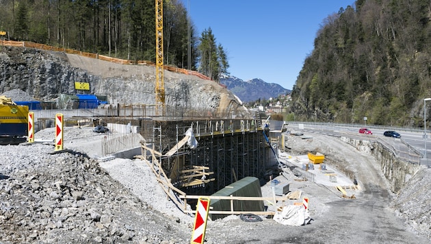 FPÖ party leader Markus Klien described the planned city tunnel as a generational project that would relieve the burden on Feldkirch residents and benefit the economy. (Bild: Mathis Fotografie)