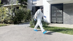 Die Leiche wurde in einer Wohnung in der Bloch-Bauer-Promenade im Sonnwendviertel entdeckt. (Bild: krone.tv)