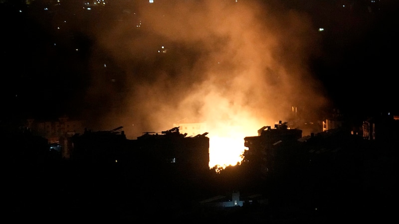 The Israeli army has repeatedly called on the population to leave targeted areas. (Bild: APA/AP)