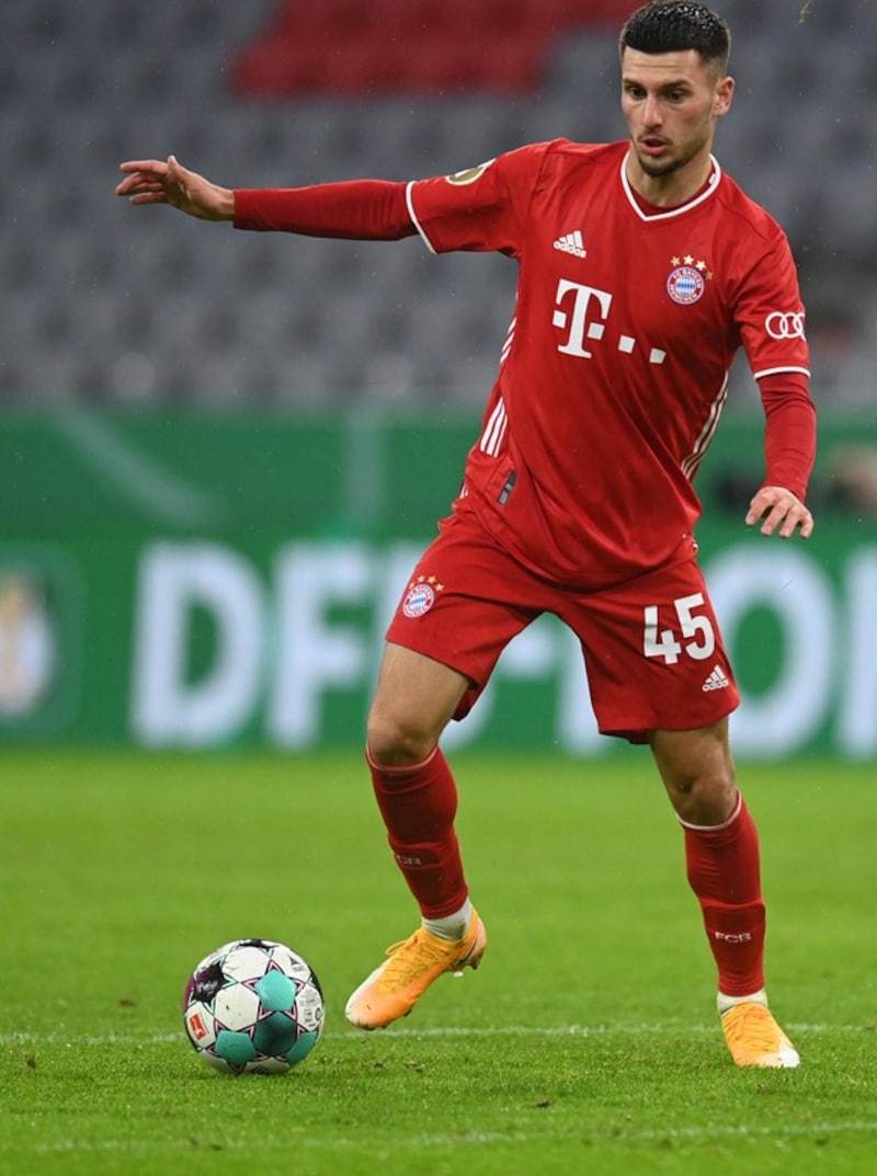 Leon Dajaku in the FC Bayern kit in 2020 (Bild: AFP/APA/Christof STACHE)