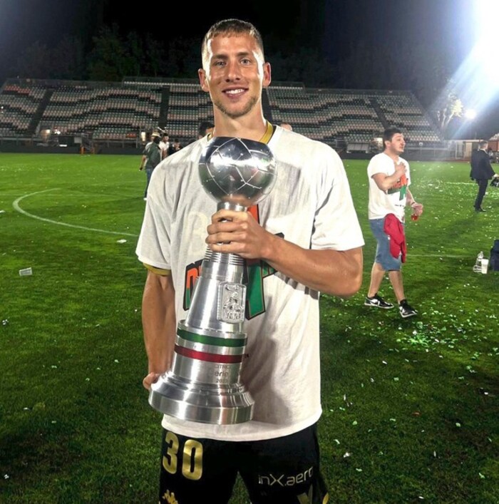 In the summer, the Viennese celebrated his second promotion to the Italian top flight. 