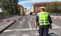 Die Bombendrohungen führten in den vergangenen Monaten zu einer Reihe von Einsätzen in ganz ...