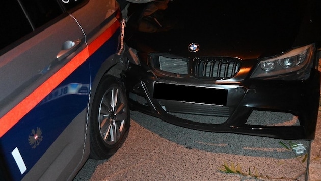 Bei der Flucht vor der Polizei hatte der 18-Jährige einen Streifenwagen gerammt.  (Bild: LPD Wien)