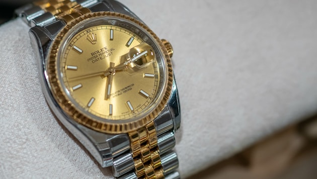 A Serbian man bought his fiancée a Rolex Datejust (symbolic image) - he means "as an investment". (Bild: stock.adobe.com/jeafish Ping)