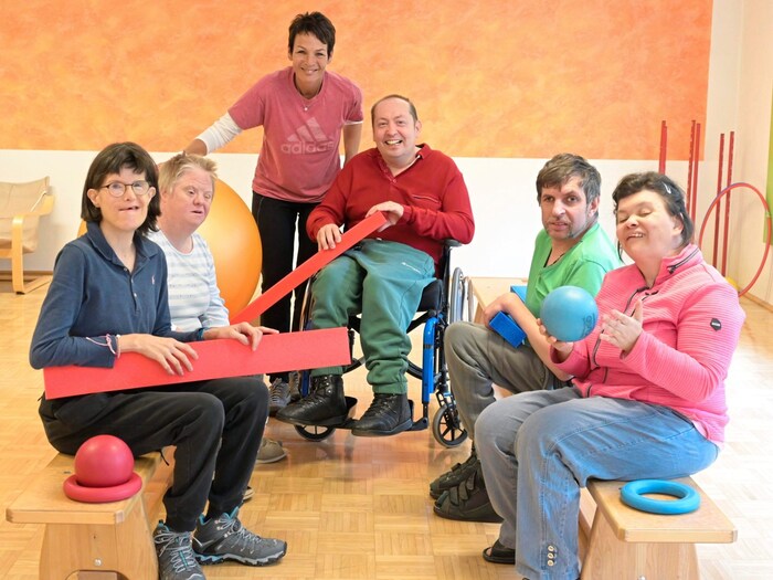 Die wöchentliche Sporteinheit mit Vergari bedeutet den Menschen der Lebenshilfe in Spittal viel: ...
