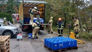 In Kirchbichl kam es zu dem Gefahrgut-Einsatz. (Bild: ZOOM Tirol/Krone KREATIV)