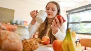 Kommt noch genug Obst und gesundes Brot in die Pausen-Boxen unserer Kinder? (Bild: EVELYN HRONEK)