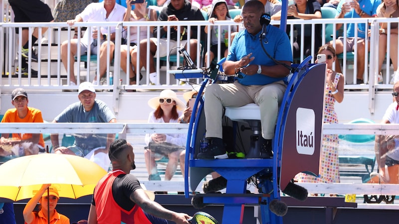 Carlos Bernardes during a Nick Kyrgios match at the ATP tournament in Miami two years ago (Bild: APA/Getty Images)