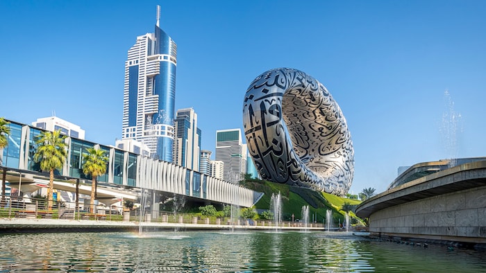 Museum of the Future: Der ovale Bau soll an ein Auge erinnern, durch das Besucher in die Zukunft ...