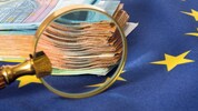 Jedes Jahr nehmen die Prüfer des EU-Rechnungshofs die Einnahmen und Ausgaben der EU unter die ...
