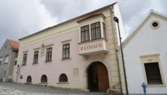 Aufregung herrscht um die Nachbesetzung des Amtsleiterpostens im Rathaus in Großhöflein. (Bild: P. Huber)