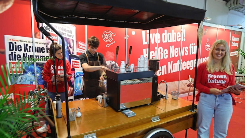 Ein Besuch am „Krone“-Stand in Halle B0.03 lohnt sich in jedem Fall: Es gibt ein Gewinnspiel und erlesenen Kaffee. (Bild: Johanna Birbaumer)