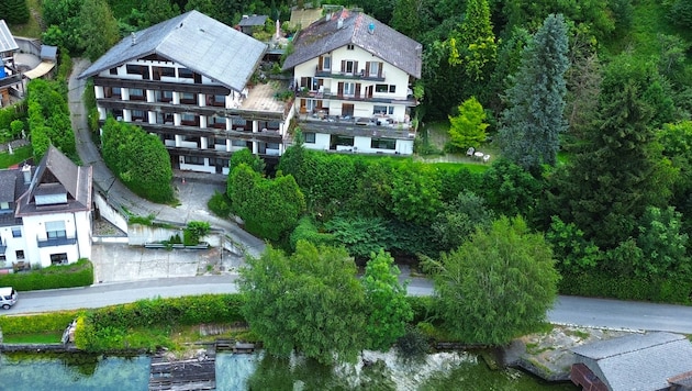 This property on Lake Traunsee was sold to a real estate developer for 750,000 euros, but it is said to have been worth considerably more. (Bild: Spitzbart Wolfgang)