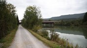 Hier, beim Halleiner Treppelweg, rammte der Serbe eine Frau und flüchtete. DNA-Spuren ...