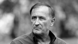 Dieter Burdenski ist im Alter von 73 Jahren verstorben.