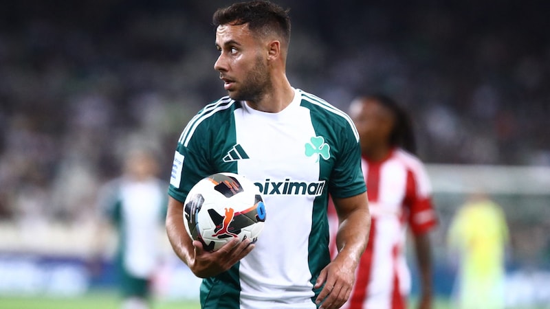 George Baldock im Trikot von Panathinaikos (Bild: AFP/Eurokinissi)