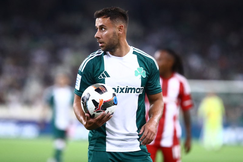 George Baldock in the Panathinaikos shirt (Bild: AFP/Eurokinissi)