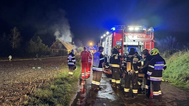 The devastating fire occurred in the eastern Styrian district of Hartberg-Fürstenfeld. (Bild: FF Kaindorf)