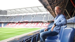 Bernd Winkler genießt seinen Job als Sportboss bei den Frauen von Red Bull Salzburg. (Bild: ANDREAS TROESTER)