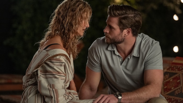Katherine (Dern) und Owen (Hemsworth) kommen sich gefährlich nahe.